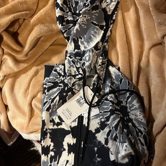 Woman 3 piece set - Picture 4 of 4